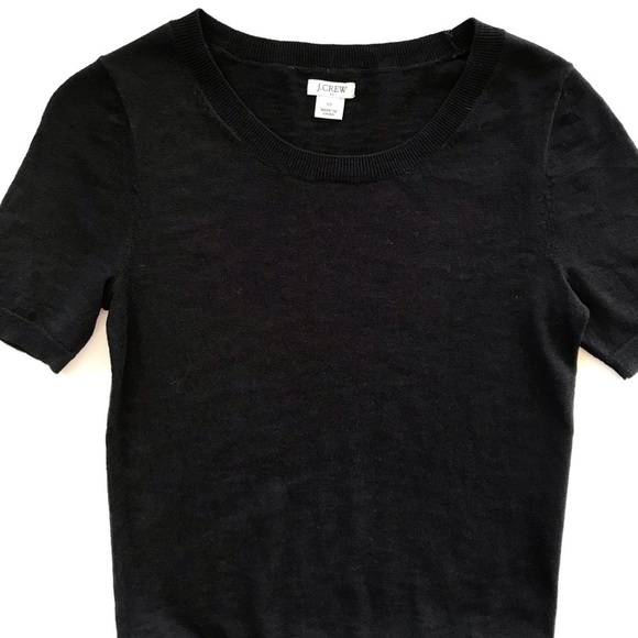 J. Crew knit top with short sleeves & crew neckline. Cotton & acrylic blend. - Picture 5 of 8